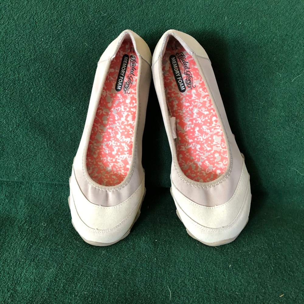 Faded Glory Flats